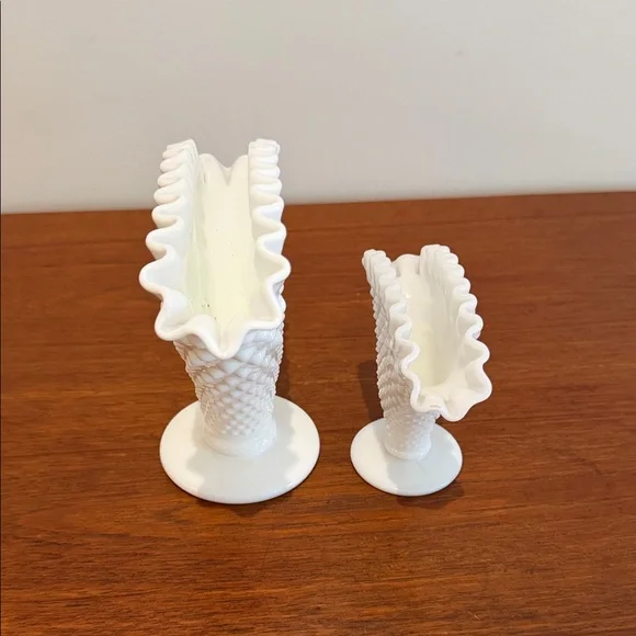 Vintage White Hobnail Fan Vase Set - Decorative Home Accents - Picture 3 of 7